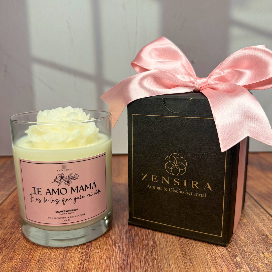 Vela Aromática "Luz de Mamá" | Velvet Wishes